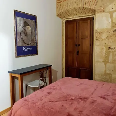 Centro Historico Universidad La Ranita Salmantina